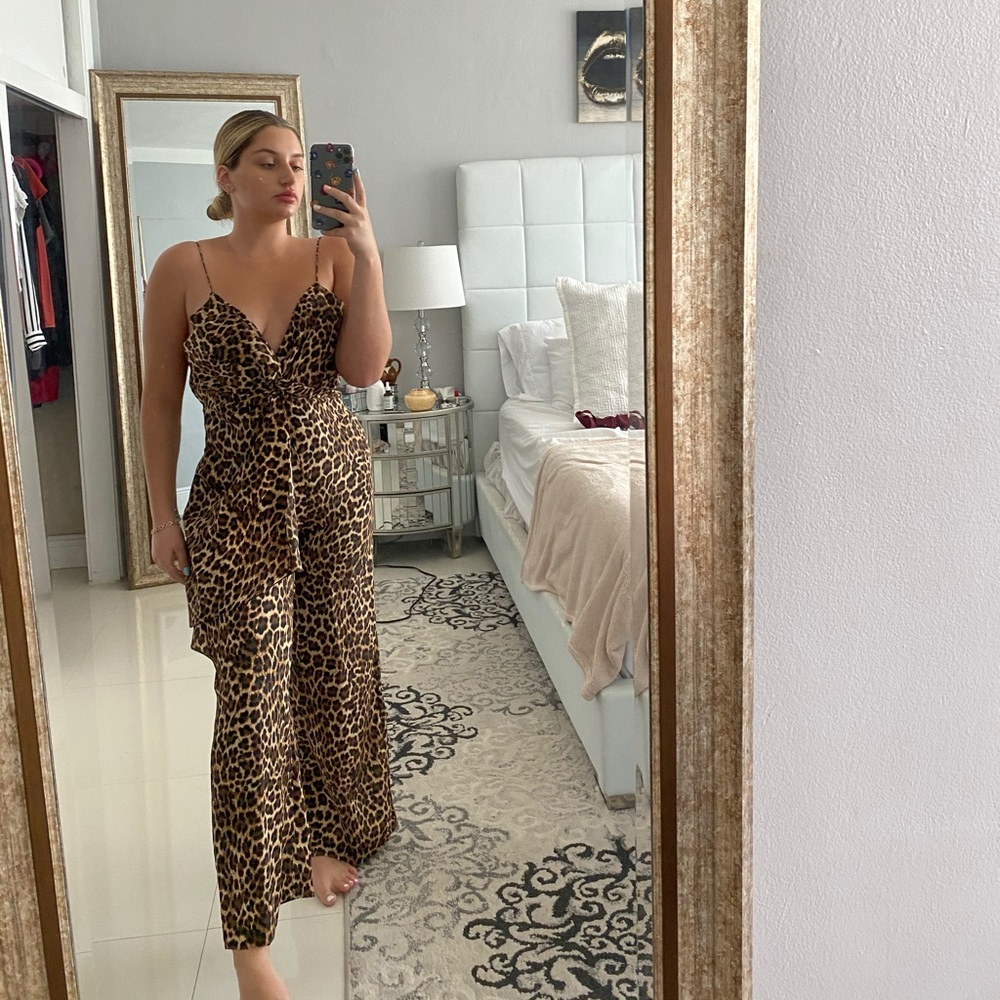 Cheetah print jumpsuit Zara
